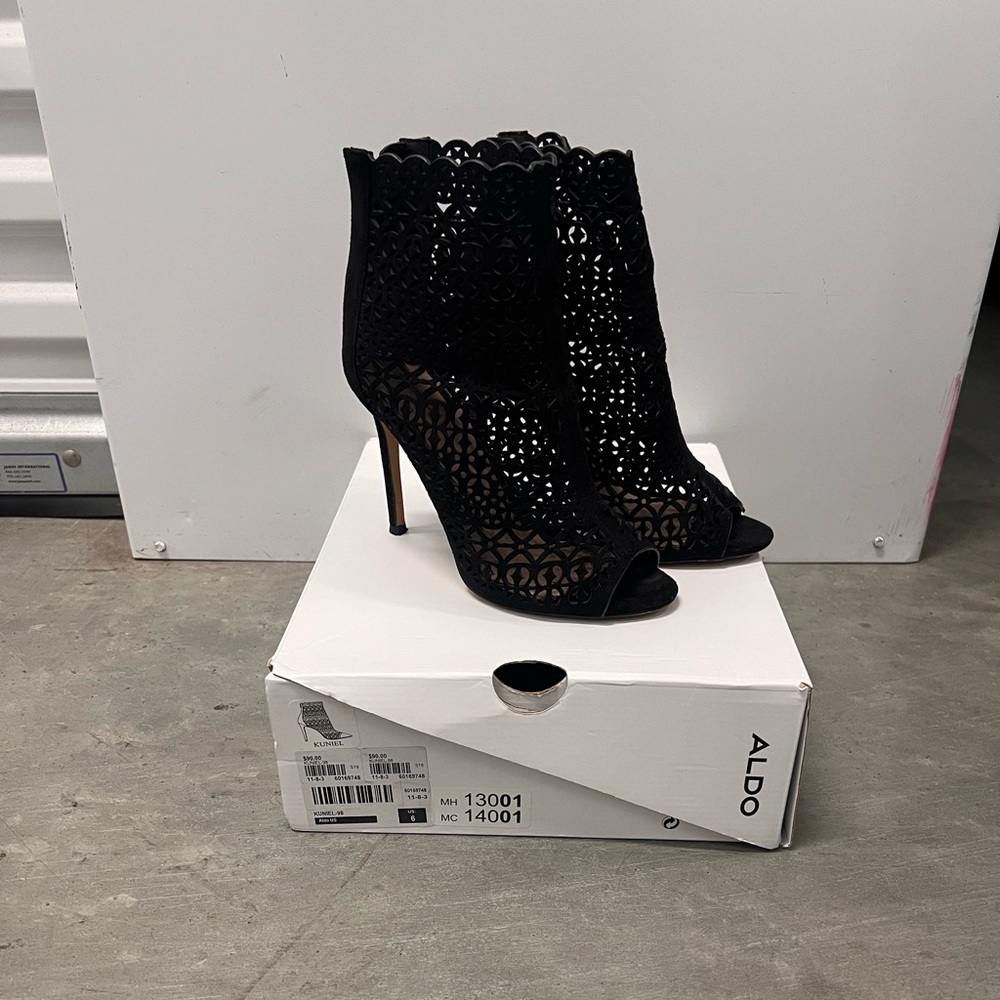 ALDO Black Lace Peep-Toe Heels